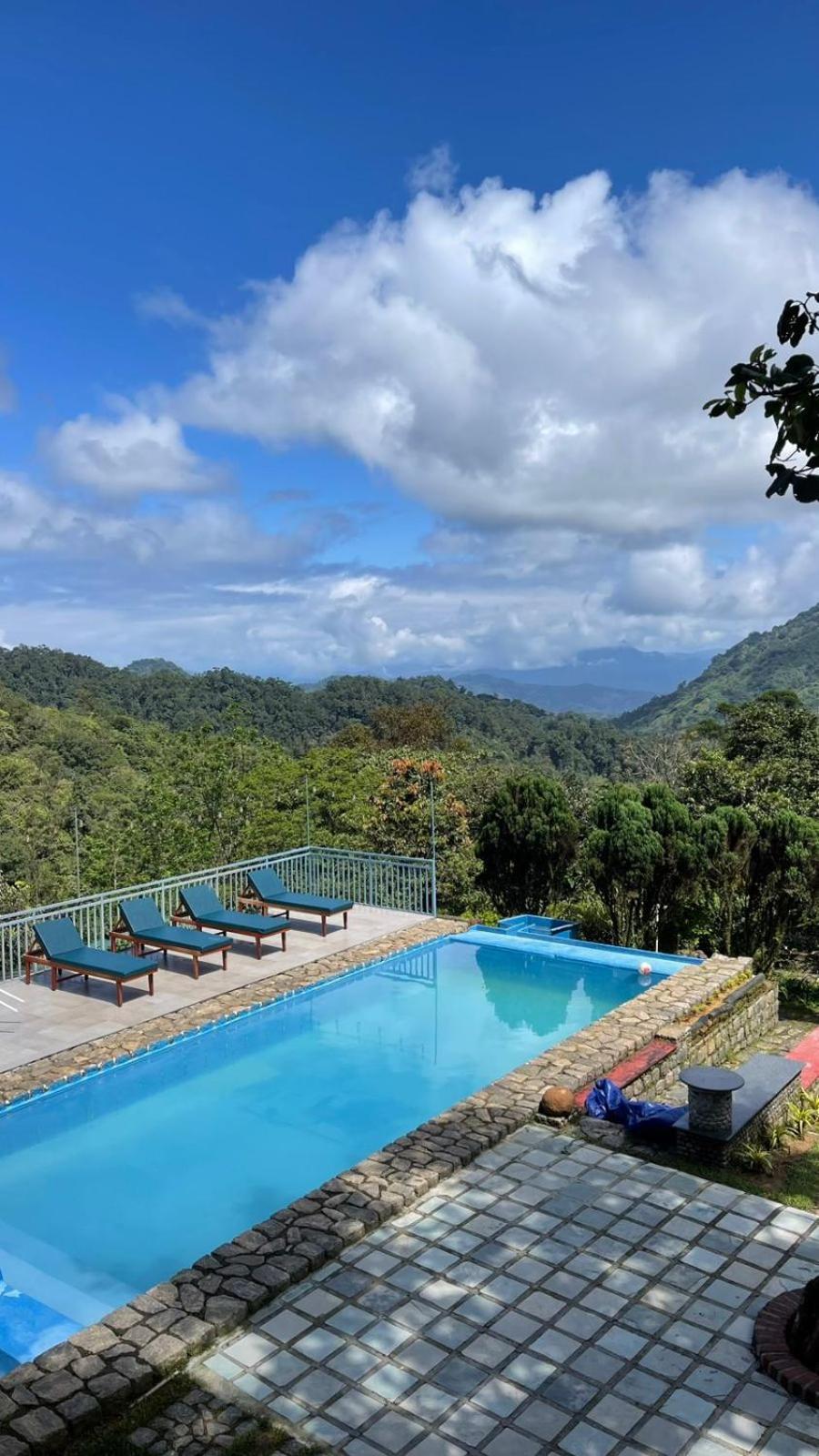 Exotica Holidays Hotel Viripara Exterior photo