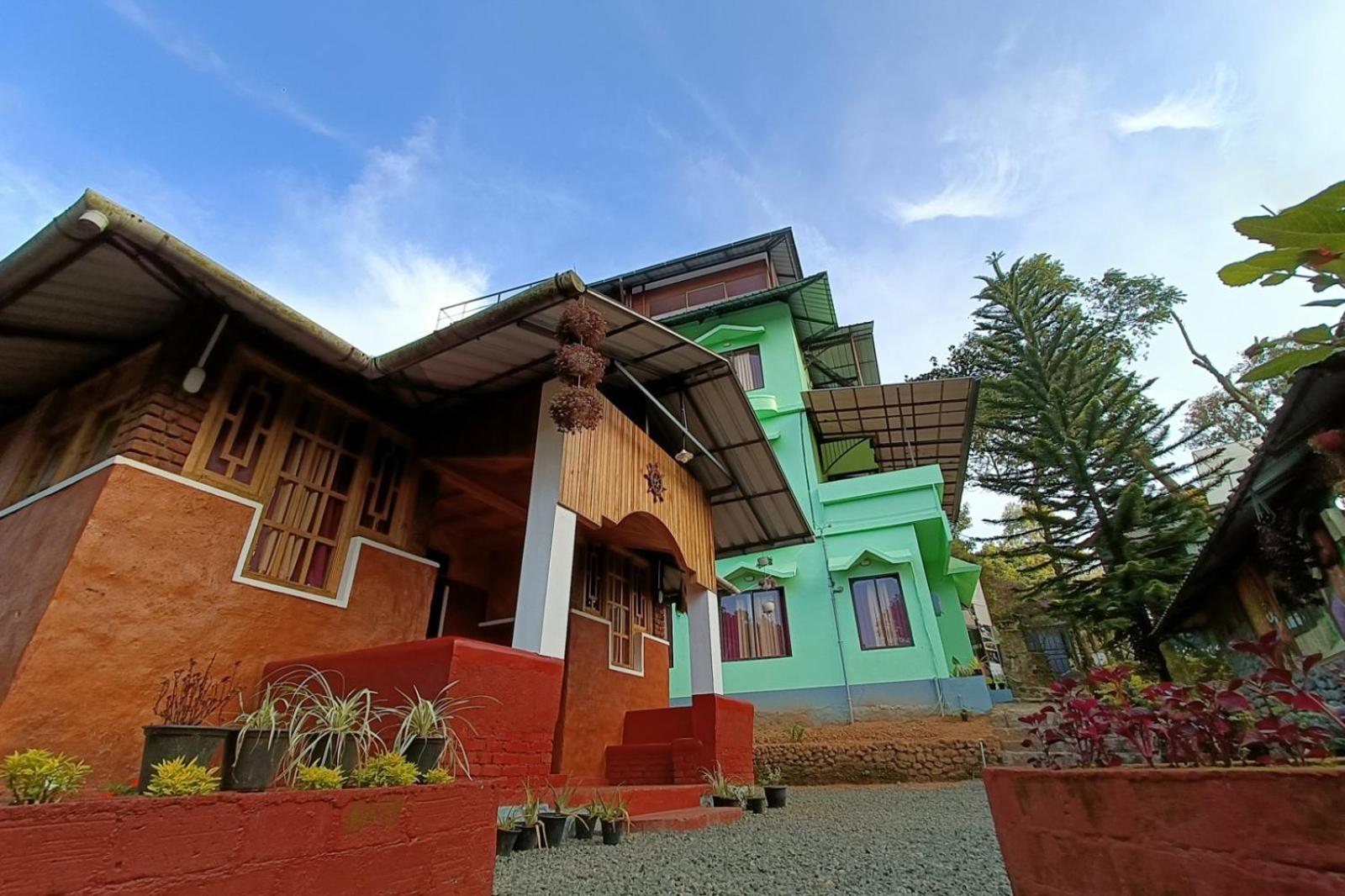 Exotica Holidays Hotel Viripara Exterior photo